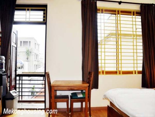 Cho thuê căn hộ dịch vụ giá rẻ, 400 USD mỗi tháng trên đường Tô Ngọc Vân, Tây Hồ 3