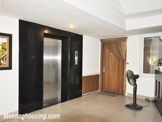 Cho thuê căn hộ dịch vụ rộng 90m2, tầng cao, đầy đủ nội thất gần hồ Tây 13