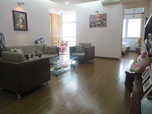 Ciputra apartment with 3 bedrooms on high floor in E5 tower