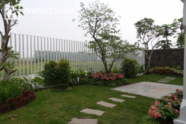 Ciputra corner villa with 5 bedrooms, very large and modern for rent 2