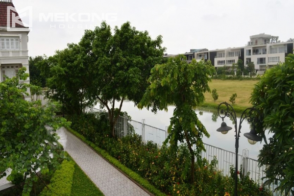 Ciputra corner villa with 5 bedrooms, very large and modern for rent 4