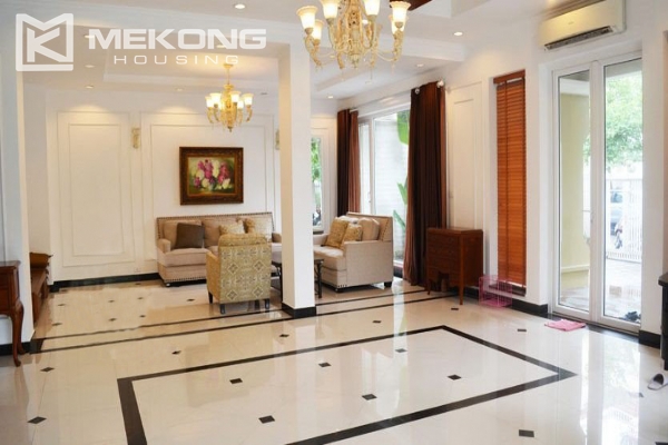 Ciputra corner villa with 5 bedrooms, very large and modern for rent 8