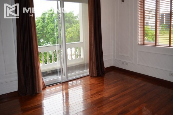 Ciputra corner villa with 5 bedrooms, very large and modern for rent 6