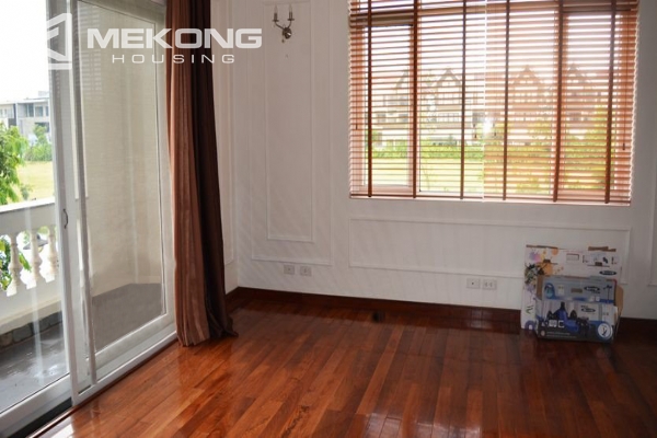 Ciputra corner villa with 5 bedrooms, very large and modern for rent 7