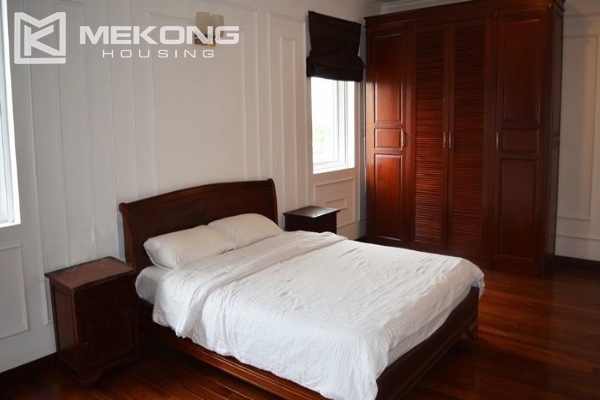 Ciputra corner villa with 5 bedrooms, very large and modern for rent 18