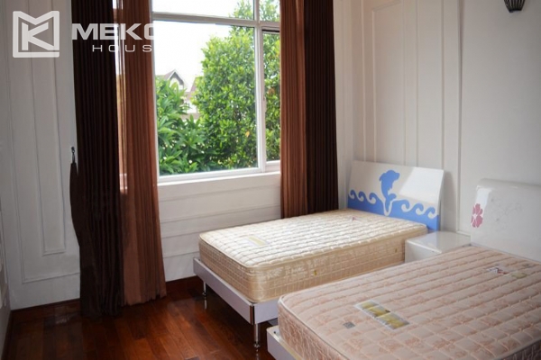 Ciputra corner villa with 5 bedrooms, very large and modern for rent 20