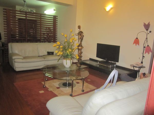 Ciputra Hanoi apartment with 3 bedrooms for rent in G2 building
