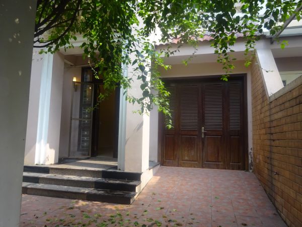 Ciputra unfurnished villa with 4 bedrooms for rent in C block