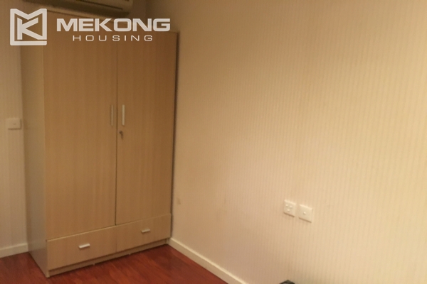 Colourful apartment with 4 bedrooms for rent in E1 Tower Ciputra 12