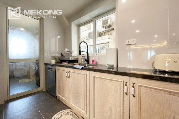 Elegant 3-bedroom apartment for rent at E4 Ciputra 13