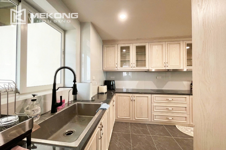 Elegant 3-bedroom apartment for rent at E4 Ciputra 14