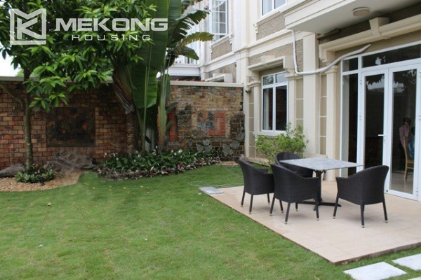 Fantastic villa for rent in T area Ciputra, with furnished and river side 4