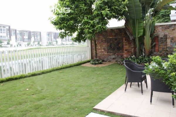 Fantastic villa for rent in T area Ciputra, with furnished and river side 5