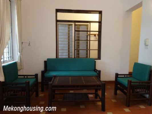 Four bedroom house for rent in Nghi Tam village, Au Co street, Tay Ho district, Hanoi 4