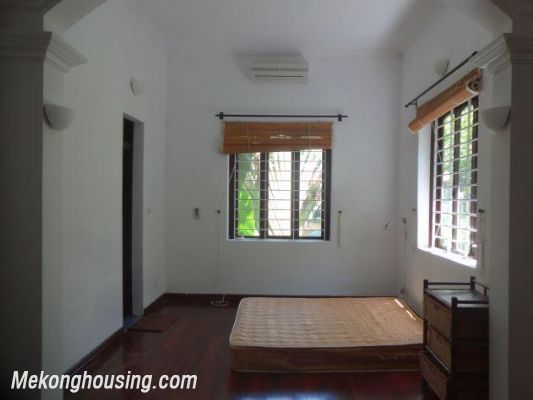 Four bedroom house for rent in Nghi Tam village, Au Co street, Tay Ho district, Hanoi 9