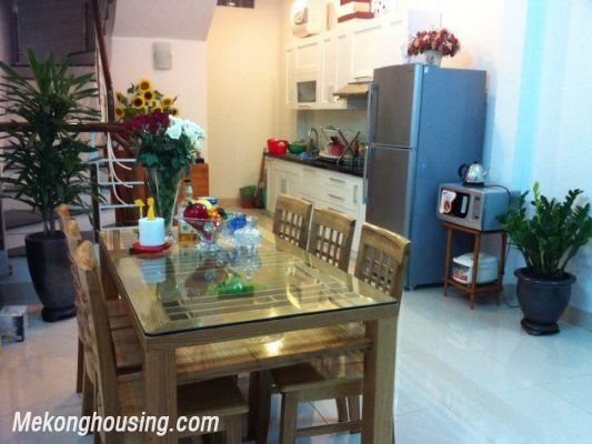 Full furniture house with 3bedrooms for rent in Dang Thai Mai street, Tay Ho, Hanoi 4