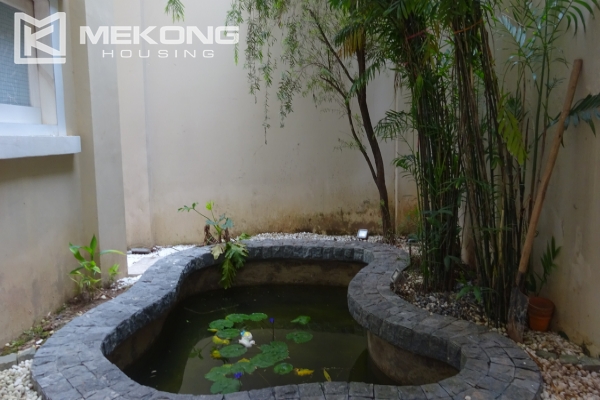 Fully furnished villa with 4 bedrooms for rent in T area Ciputra 7