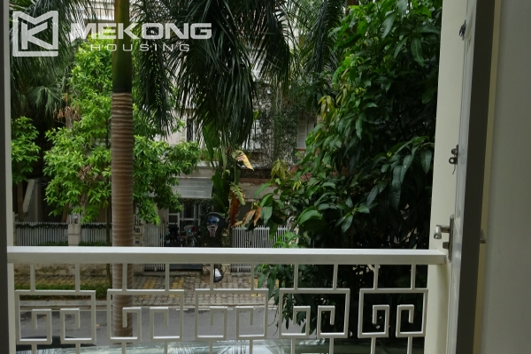 Fully furnished villa with 4 bedrooms for rent in T area Ciputra 20