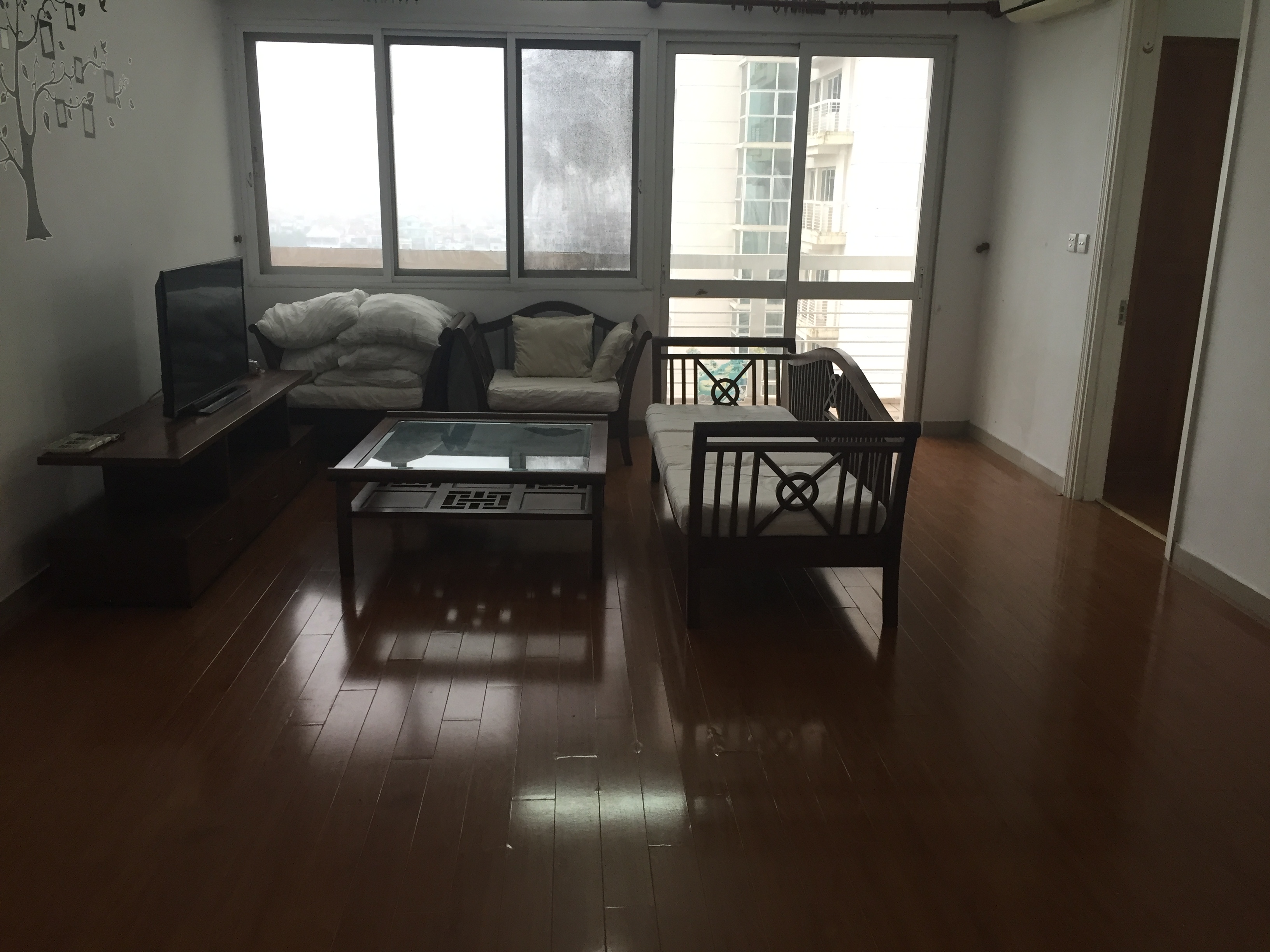 Furnished apartment with 4 bedrooms for rent in E4 tower, Ciputra Hanoi
