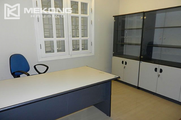 Furnished villa with 5 bedrooms for rent at reasonable price in Ciputra Hanoi 12