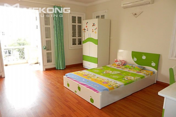 Furnished villa with 5 bedrooms for rent at reasonable price in Ciputra Hanoi 16