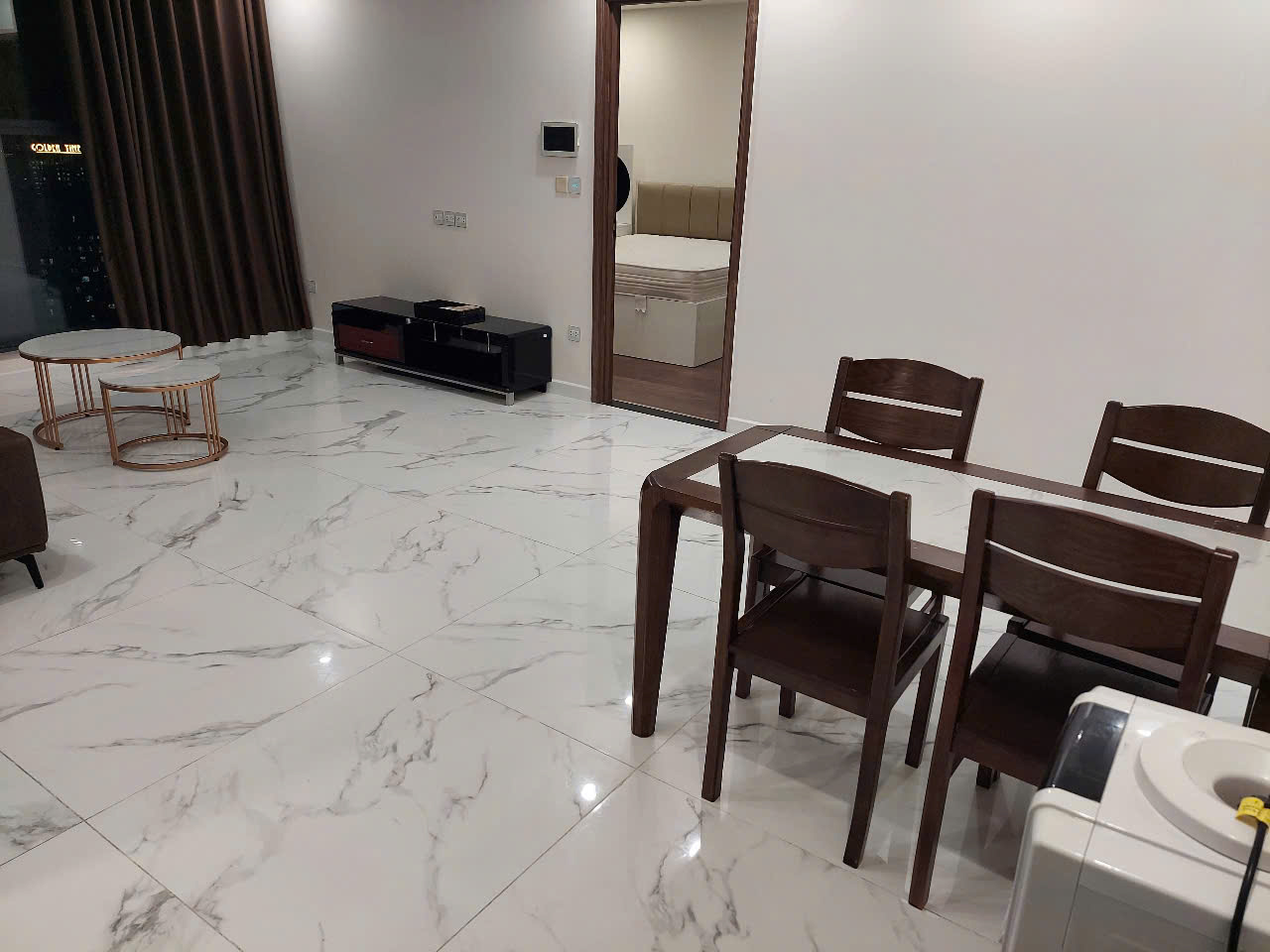 High-rise apartment for rent with beautiful view in S4 Sunshine City building 1