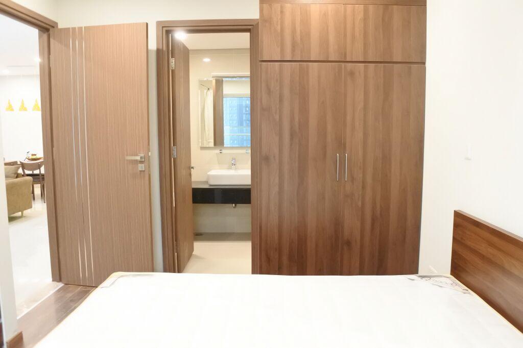 L3 Ciputra apartment for rent. Area of 114 sqm, including 3 bedroom and 2 bathroom. 2