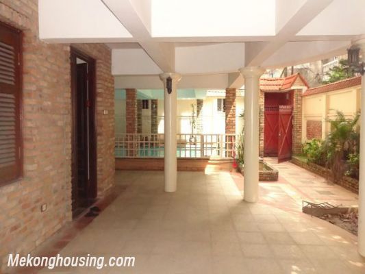 Lake View Villa For Rent in Xuan Dieu Street 3