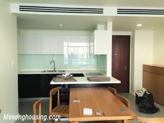 Lovely lake front apartment with 2 bedrooms for rent in Watermark Ho Tay, Lac Long Quan street, Tay Ho district 1