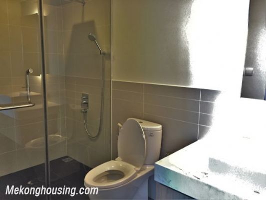 Lovely lake front apartment with 2 bedrooms for rent in Watermark Ho Tay, Lac Long Quan street, Tay Ho district 5