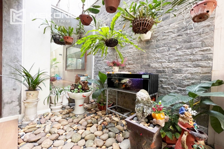 Luxurious Garden Villa for Rent in T8 Ciputra 8