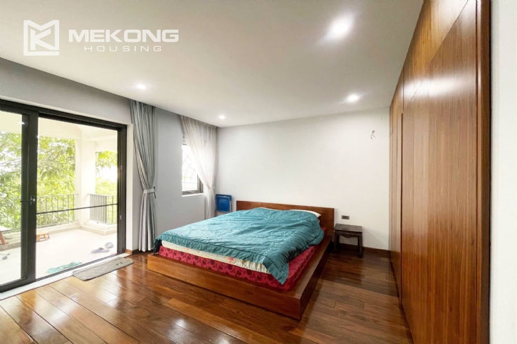 Luxurious Garden Villa for Rent in T8 Ciputra 30