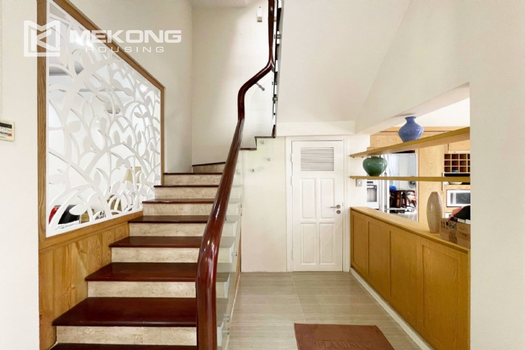 Luxurious & Spacious Garden Villa for Rent in T8 Ciputra 17