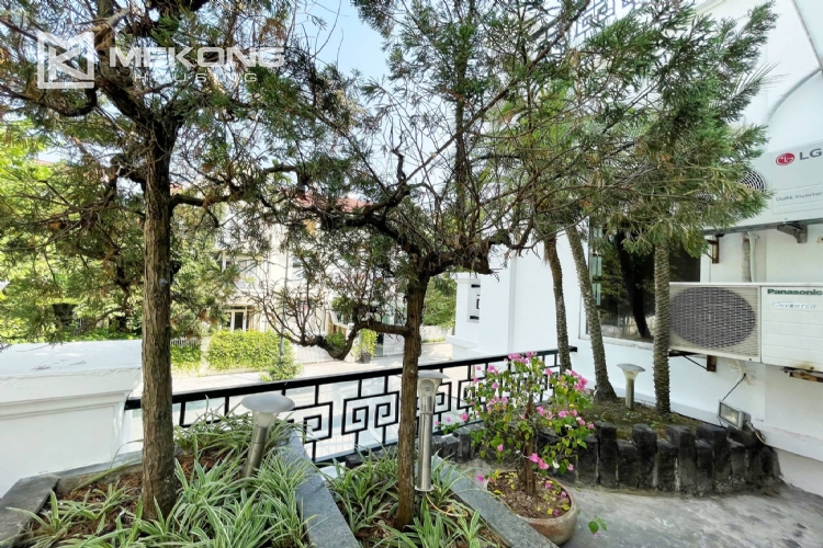 Luxurious & Spacious Garden Villa for Rent in T8 Ciputra 21