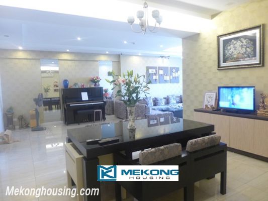 Luxury and high quality apartment with 3 bedrooms for rent in Ciputra Hanoi 1
