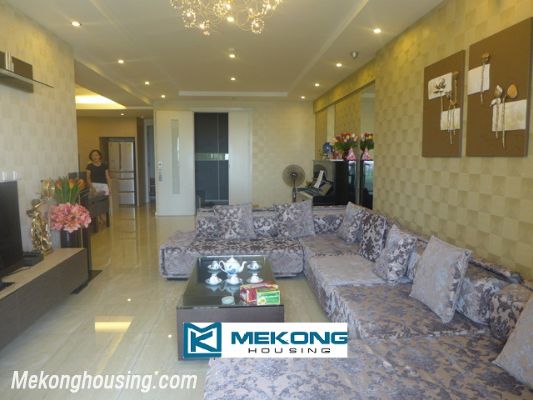Luxury and high quality apartment with 3 bedrooms for rent in Ciputra Hanoi 3