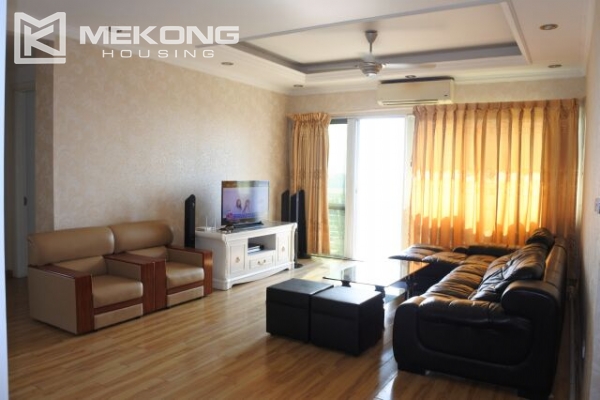 Modern 153 m2 apartment with 4 bedrooms for rent in E1 tower, Ciputra Hanoi 1
