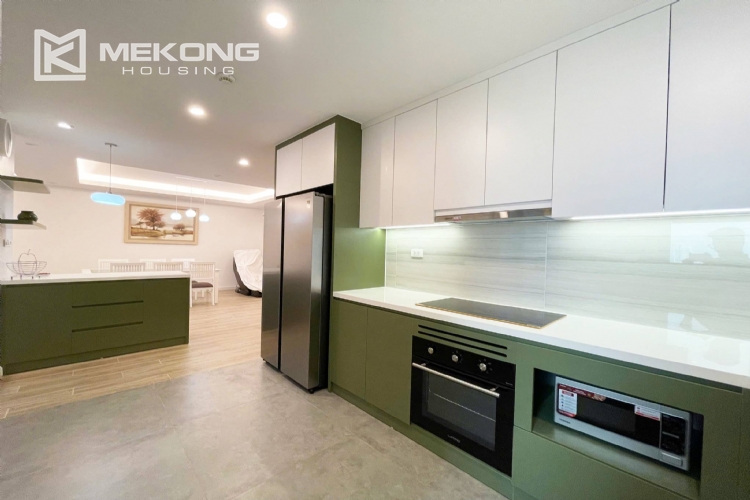 Modern 3 - bedroom apartment at E4 Ciputra for rent 11