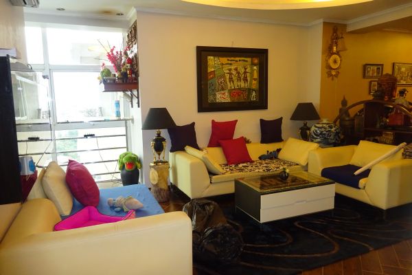 Modern furnished apartment with 3 bedrooms for rent in E4 Ciputra Ha Noi