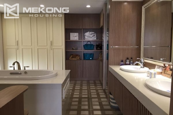 Modern furnished apartment with 3 bedrooms for rent in P2 Ciputra Ha Noi 8