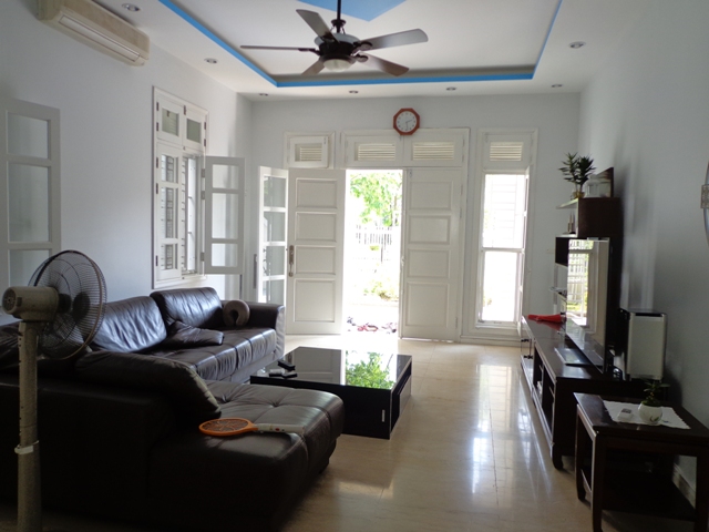 Modernly furnished villa with 5 bedrooms for rent in T block, Ciputra Hanoi
