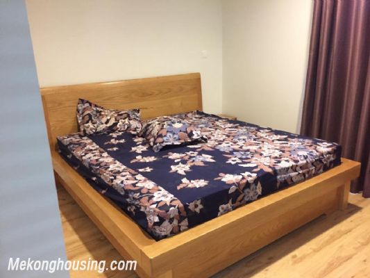 Nicely furnished 1 bedrooom apartment for rent at good price in Watermark, Lac Long Quan street, Tay Ho, Hanoi 5