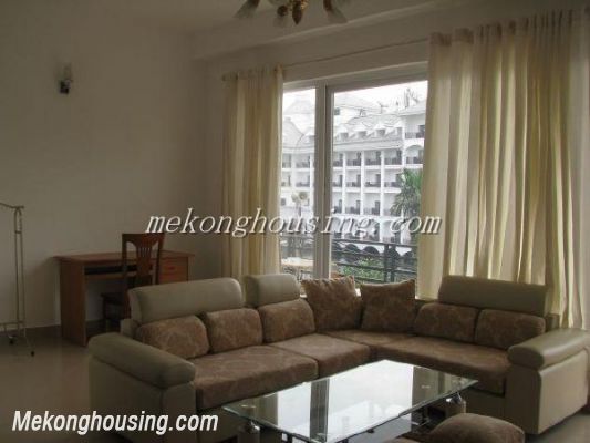 One bedroom service apartment for rent in Au Co street (Nghi Tam village), Hanoi 3