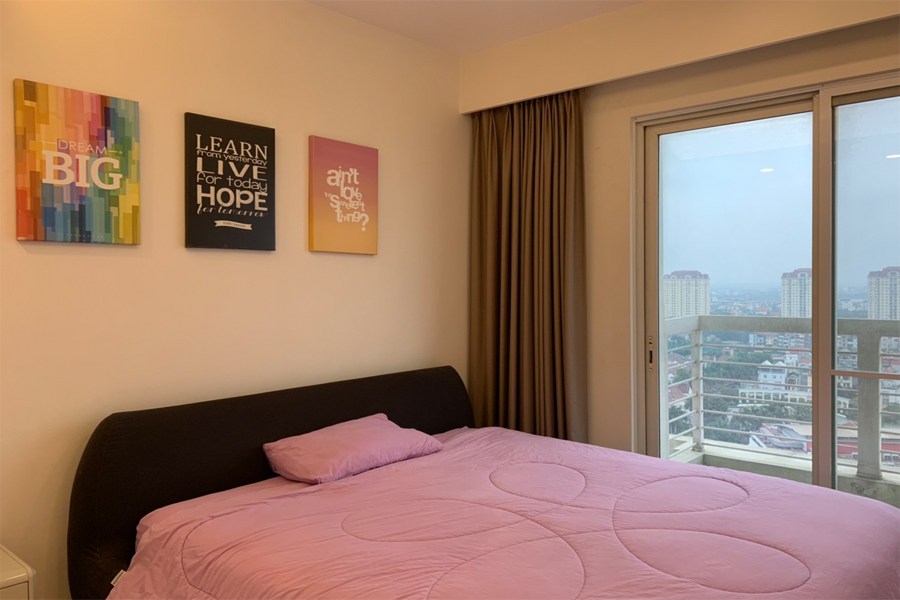 Outstanding apartment with modern design for rent in E5 tower Ciputra 10