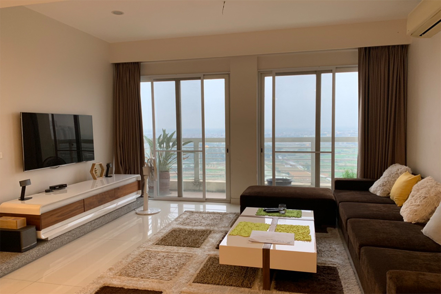 Outstanding apartment with modern design for rent in E5 tower Ciputra 3