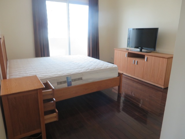 Partly furnished apartment with 4 bedroom on high floor for rent in E1 tower, Ciputra Hanoi