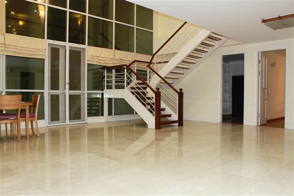 Partly furnished penthouse with 5 bedrooms for rent in P tower, Ciputra Hanoi 