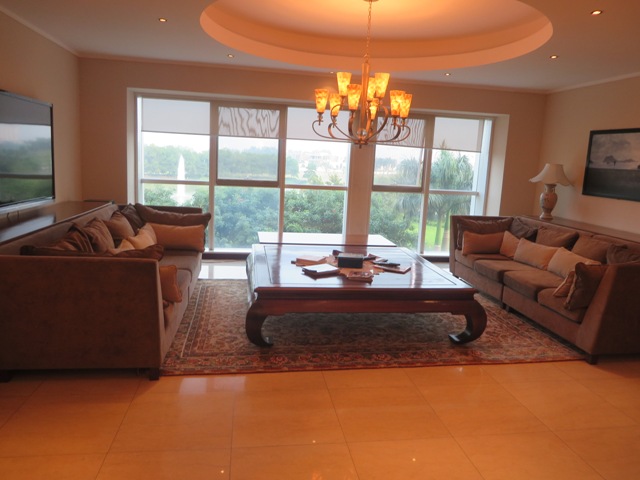 Ciputra spacious apartment with 4 bedrooms for rent in The Link, full furniture