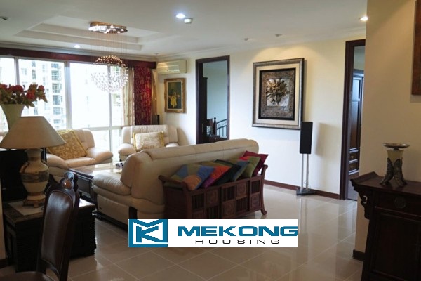 Spacious and nicely furnished apartment with 3 bedrooms for rent in G2 tower, Ciputra Hanoi