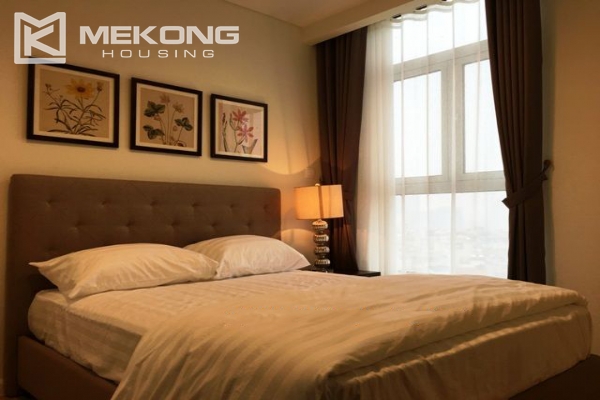 Stunning apartment with 2 bedrooms with Westlake view in Watermark Tay Ho 6